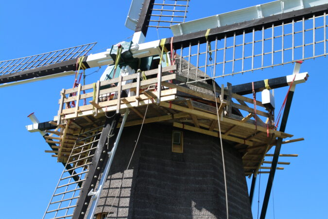 Restauratieverslag_Middenmolen_Aarlanderveen_steiger_rondom_kap