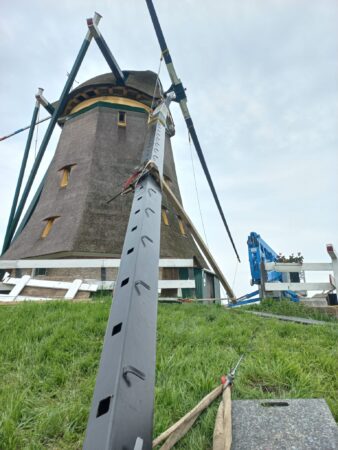 Restauratieverslag_Middenmolen_Aarlanderveen_steken_nieuwe_molenroeden