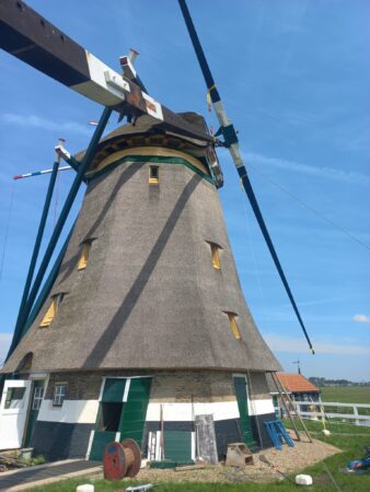 Restauratieverslag_Middenmolen_Aarlanderveen_verwijderen_oude_molenroeden